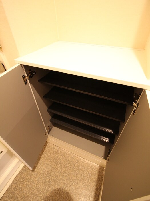 物件内観写真18　(靴箱)