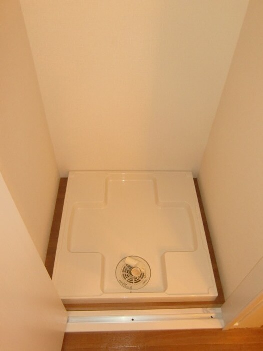 物件内観写真20　(洗濯機置場)