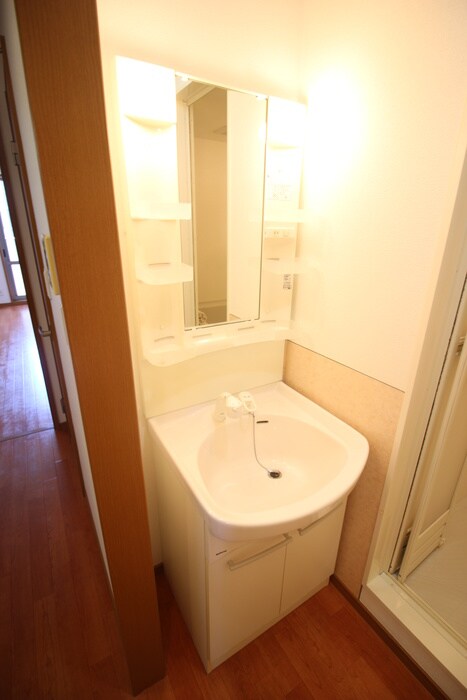 物件内観写真13　(洗面)