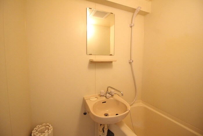 物件内観写真11　(洗面)