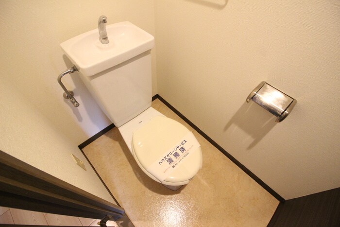 物件内観写真12　(トイレ)