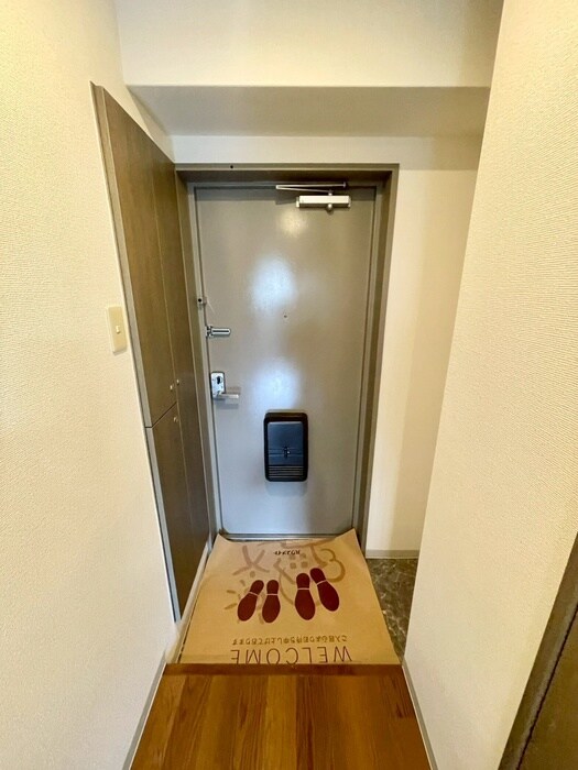 物件内観写真14　(玄関)