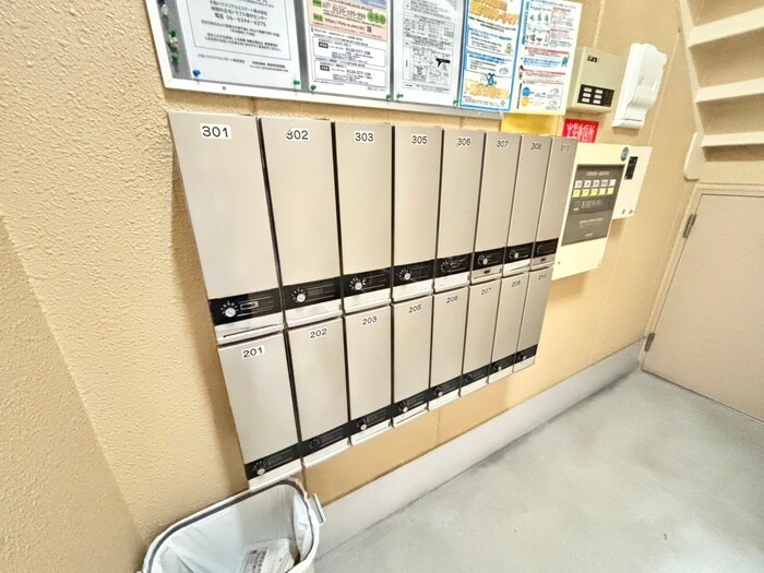 物件外観写真6　(建物設備)