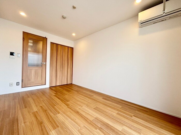 物件内観写真10　(居室)