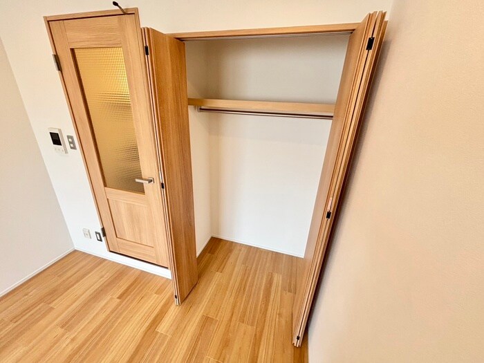 物件内観写真15　(収納)