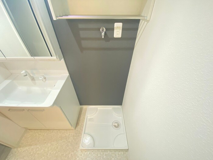 物件内観写真21　(洗濯機置場)