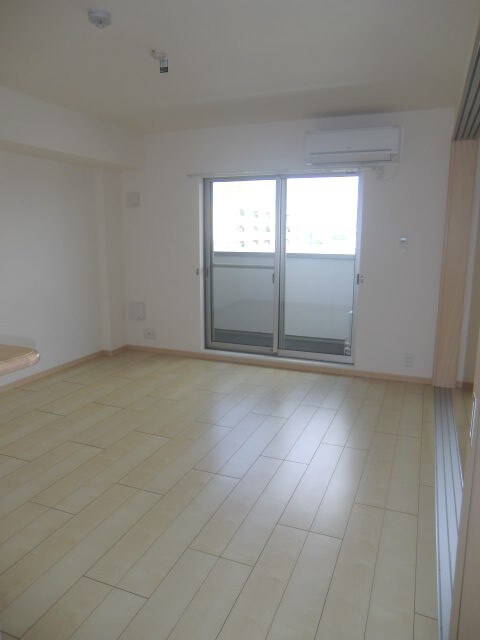 物件内観写真11　(居室)