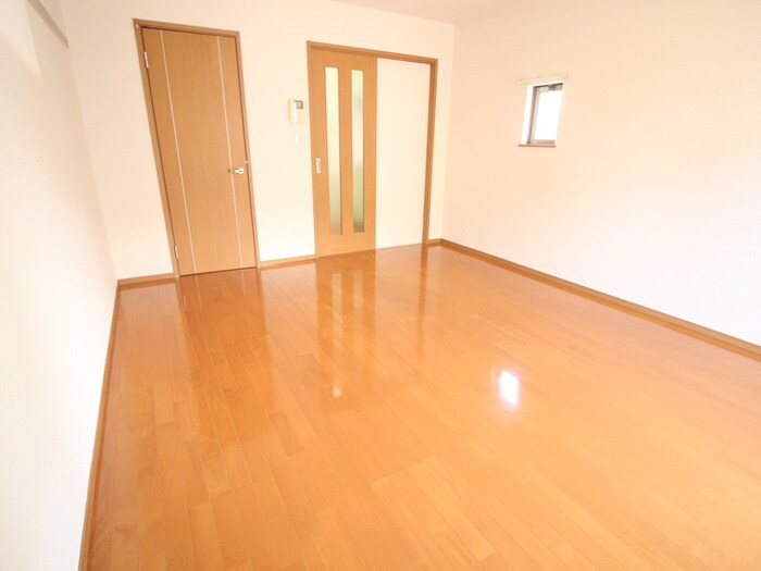 物件内観写真15　(居室)
