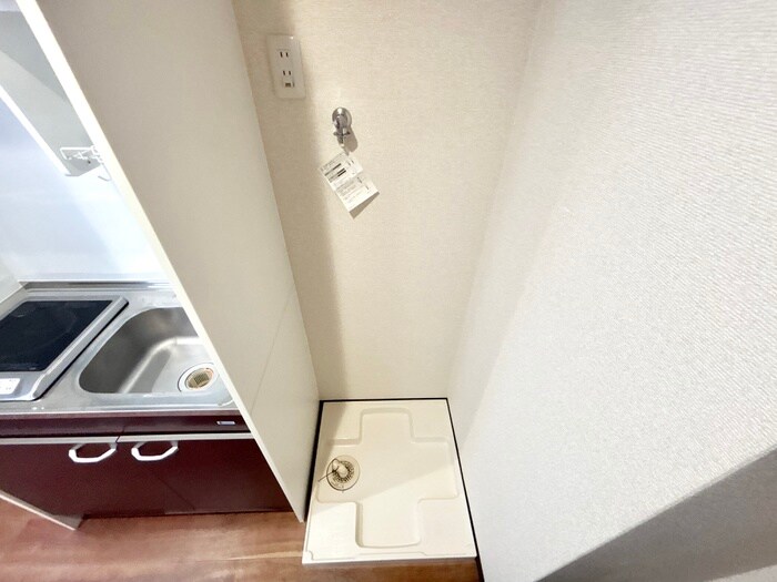 物件内観写真13　(洗濯機置場)