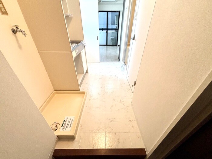 物件内観写真18　(廊下)