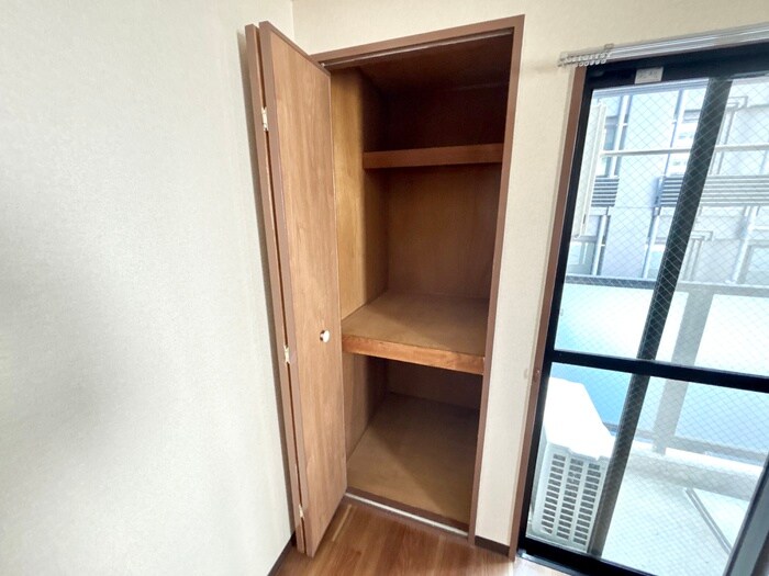 物件内観写真18　(収納)
