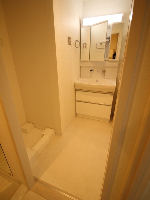 物件内観写真8　(洗面)