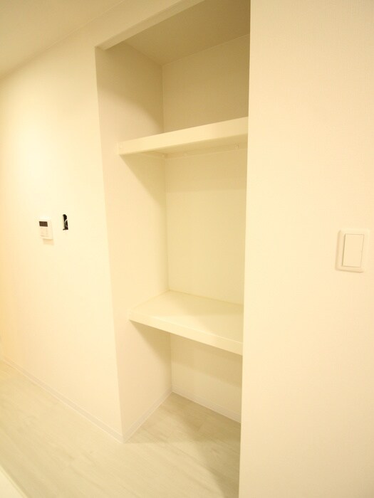 物件内観写真15　(収納)