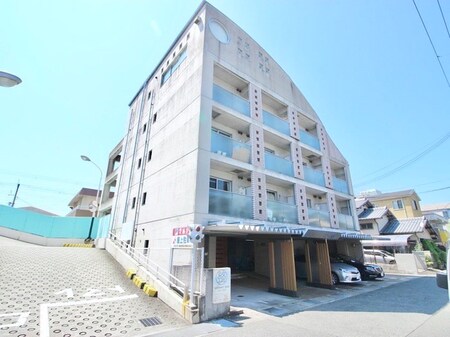 Ｃ－ＡＲＫ　ＫＯＢＥ　ＷＥＳＴ外観写真