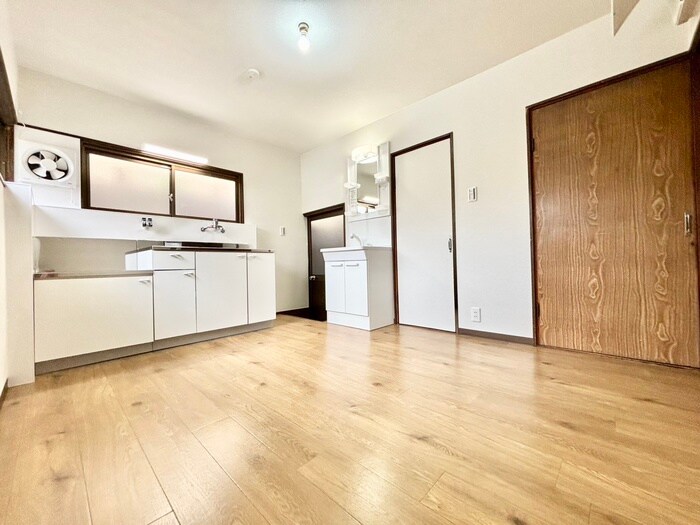 物件内観写真7　(居室)