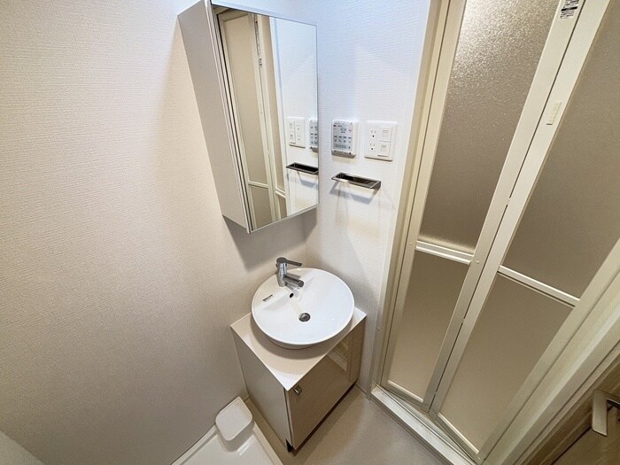 物件内観写真12　(洗面)