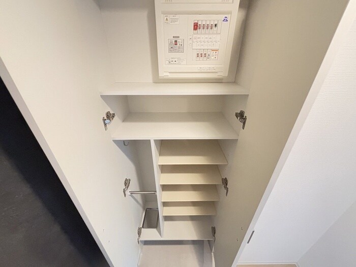 物件内観写真15　(靴箱)