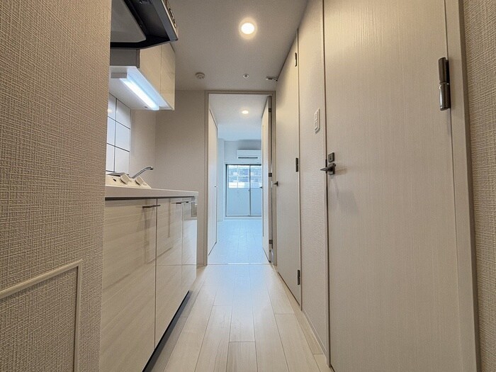 物件内観写真16　(廊下)