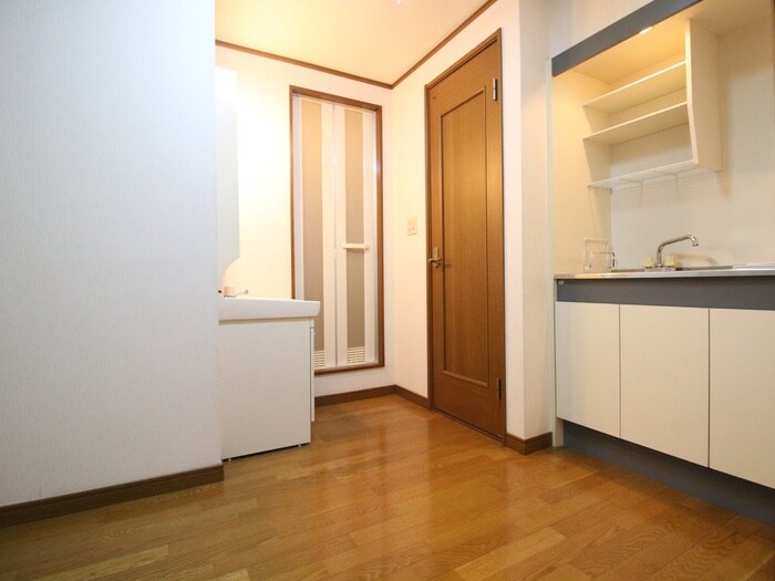 物件内観写真19　(廊下)