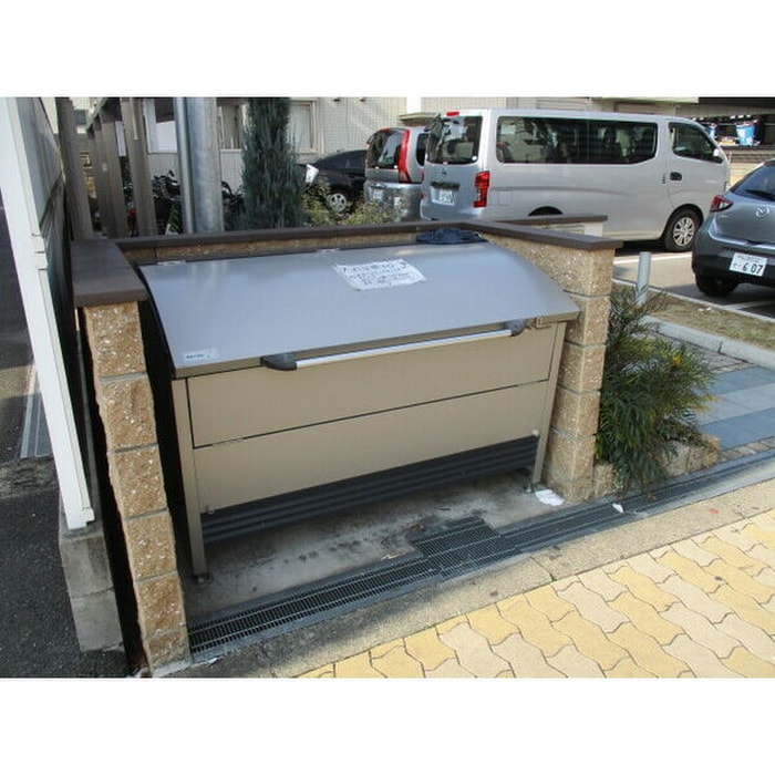 物件外観写真4　(建物設備)