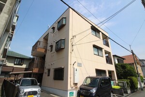 ルミエールⅥ外観写真