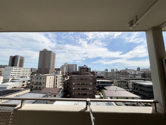 物件内観写真12　(室内からの展望)