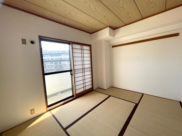 物件内観写真9　(居室)