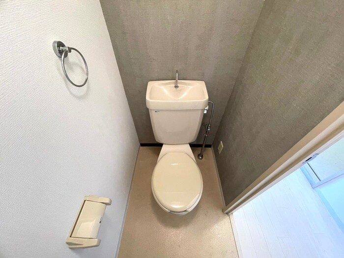 物件内観写真13　(トイレ)