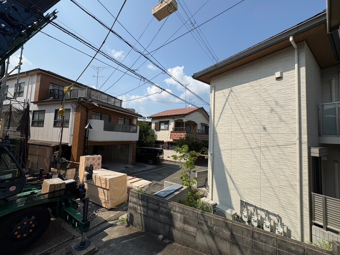 物件内観写真16　(室内からの展望)