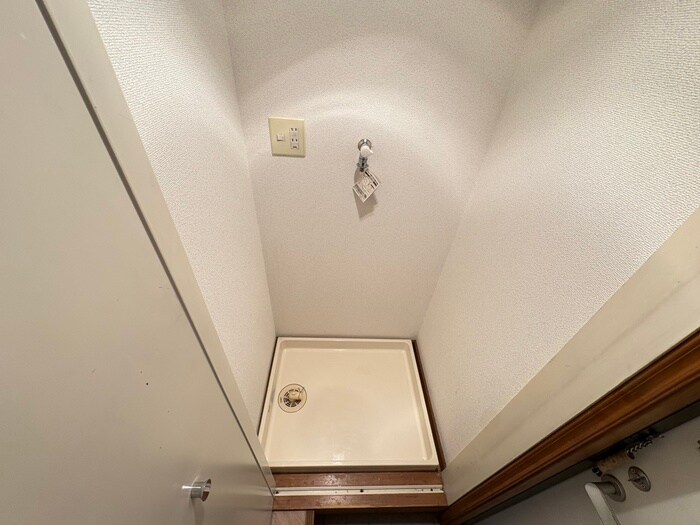 物件内観写真19　(洗濯機置場)