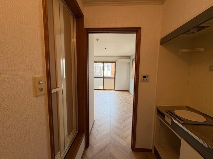 物件内観写真20　(廊下)