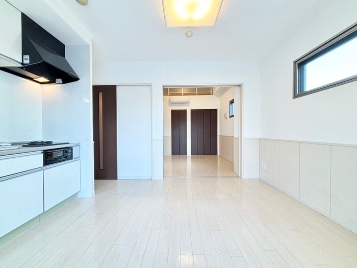 物件内観写真9　(居室)