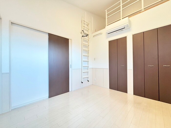 物件内観写真10　(居室)