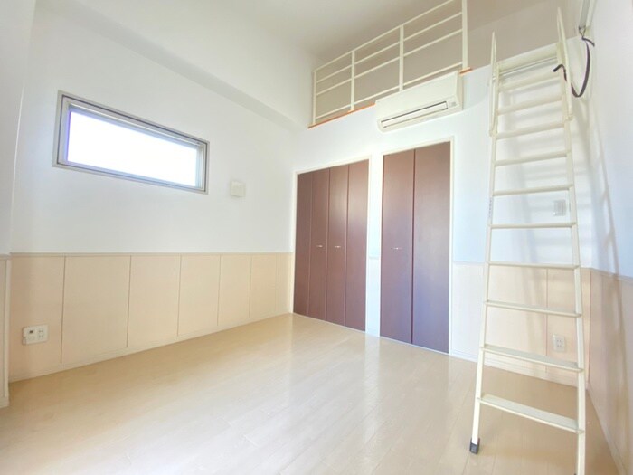 物件内観写真15　(居室)