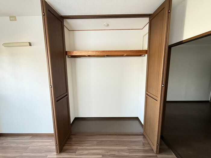 物件内観写真13　(収納)