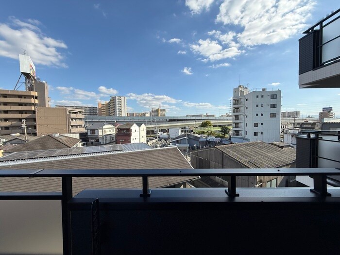 物件内観写真21　(室内からの展望)