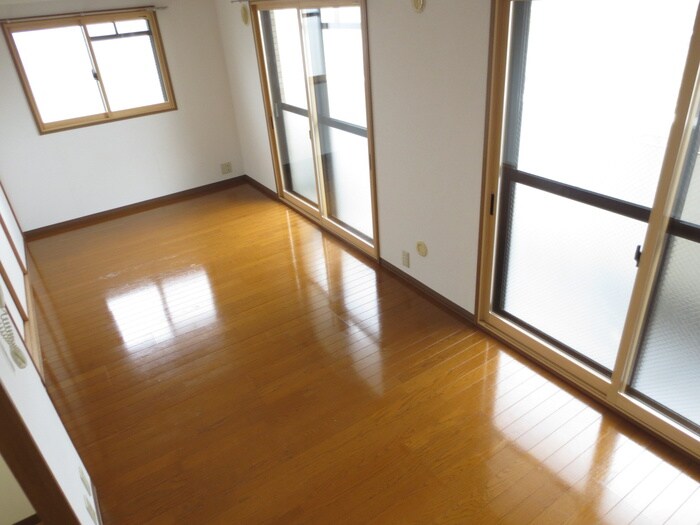 物件内観写真10　(居室)