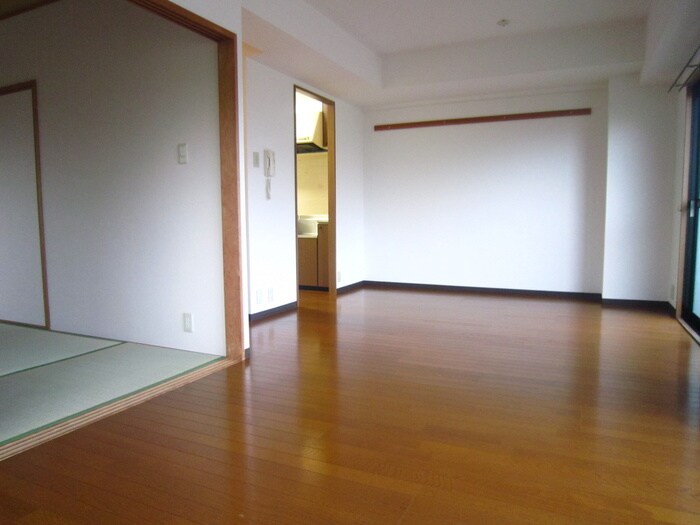 物件内観写真11　(居室)