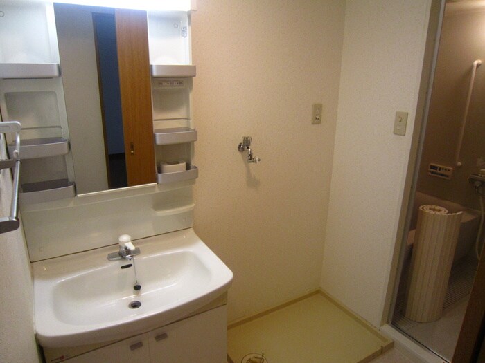 物件内観写真15　(洗面)