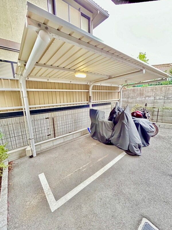 バイク置き場