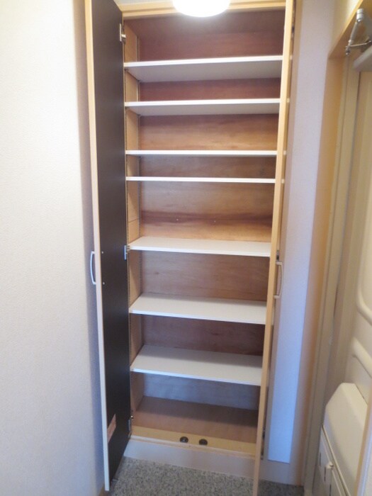 物件内観写真12　(靴箱)