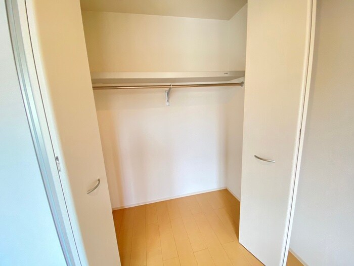 物件内観写真13　(収納)