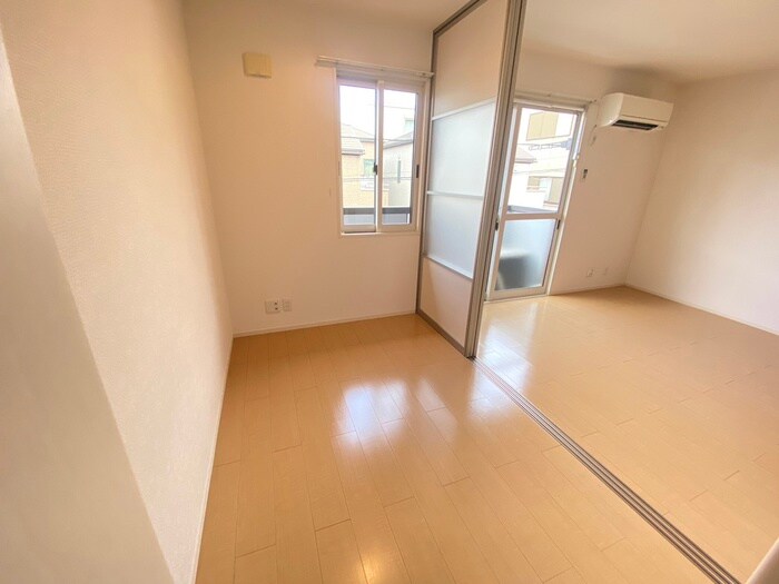 物件内観写真16　(居室)