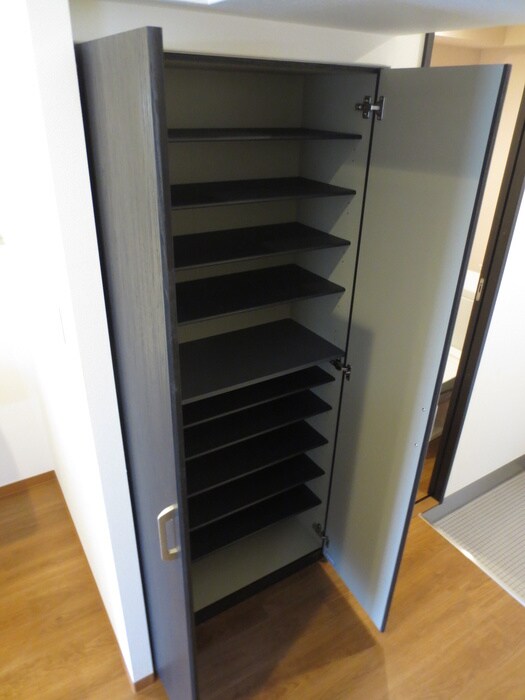 物件内観写真18　(靴箱)