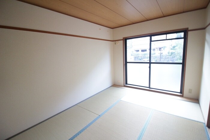 物件内観写真6　(居室)