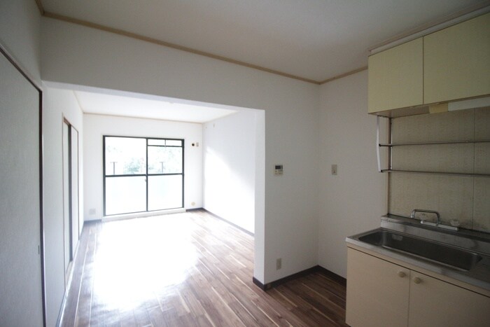 物件内観写真7　(居室)