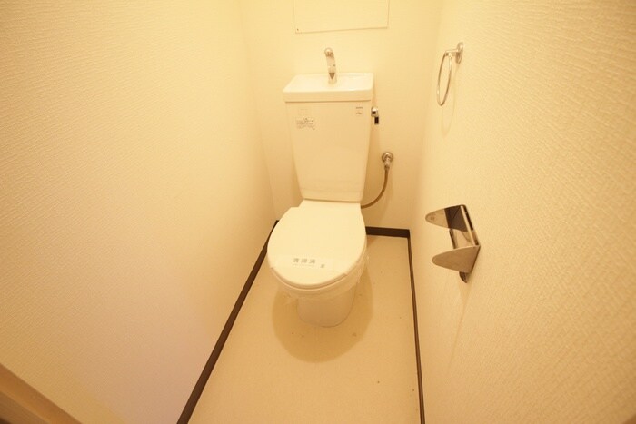 物件内観写真11　(トイレ)