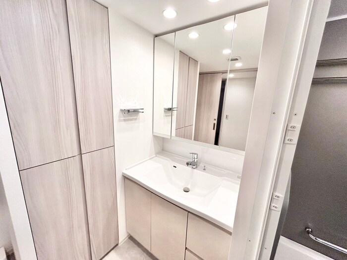 物件内観写真9　(洗面)