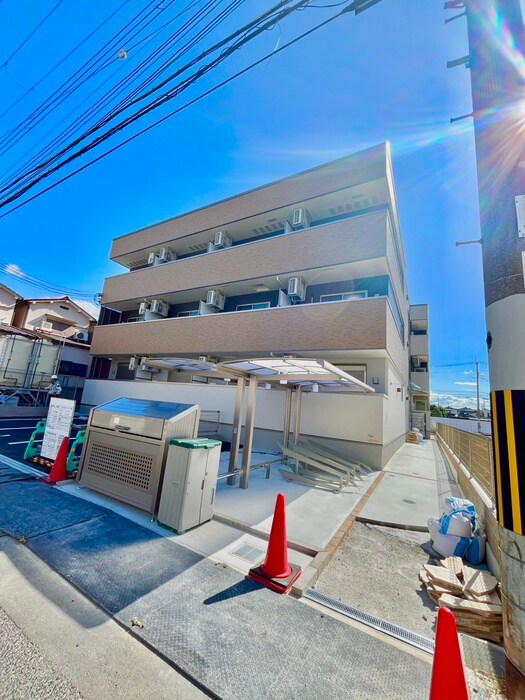 物件外観写真1　(外観写真)