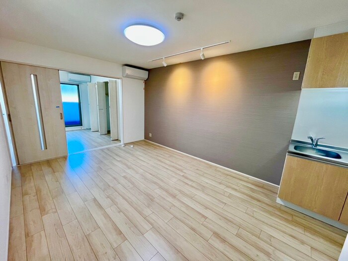 物件内観写真8　(居室)